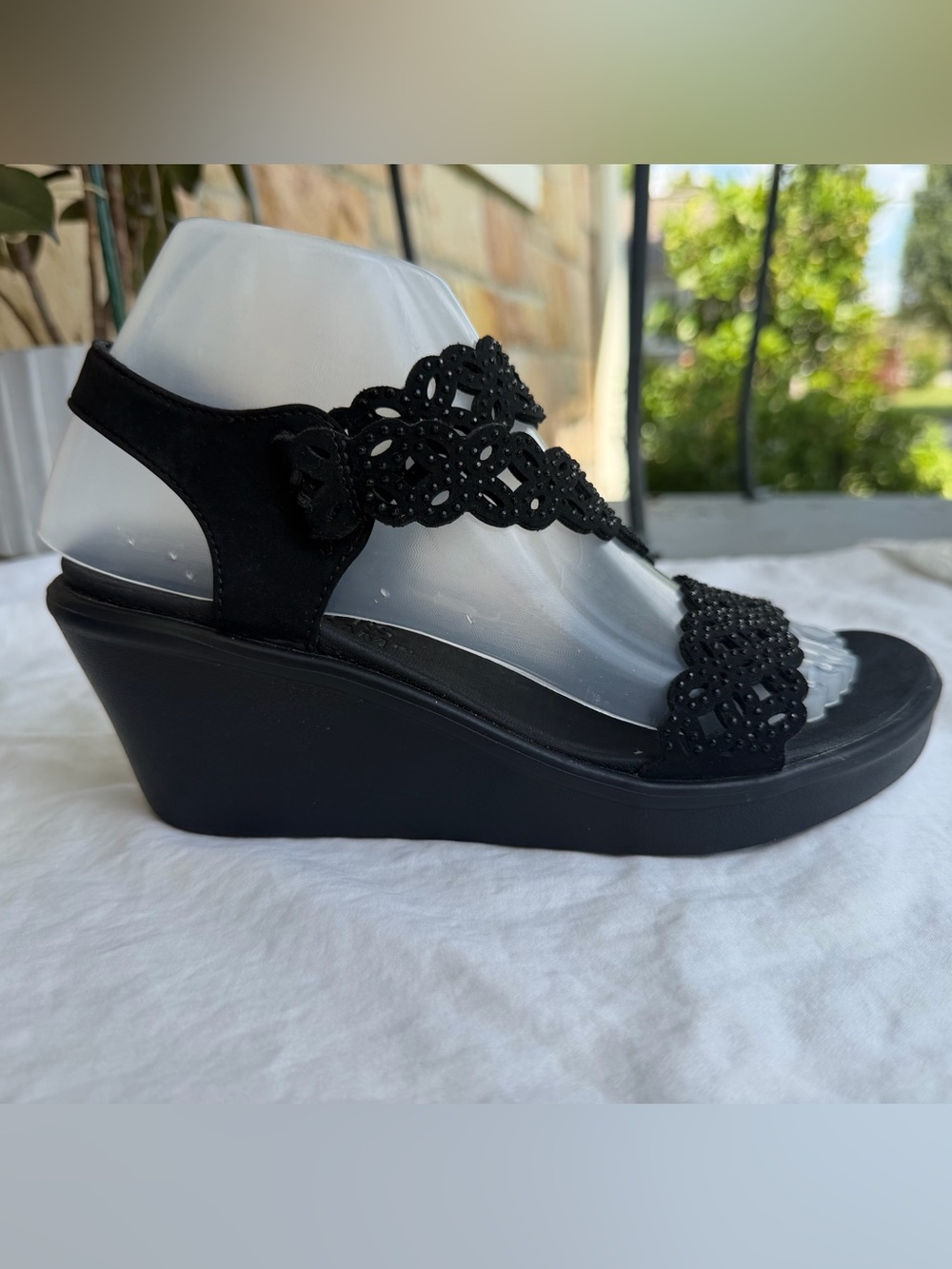Skechers Cali Rumble On Sassier Dayz Black Wedge Sandals Size 7